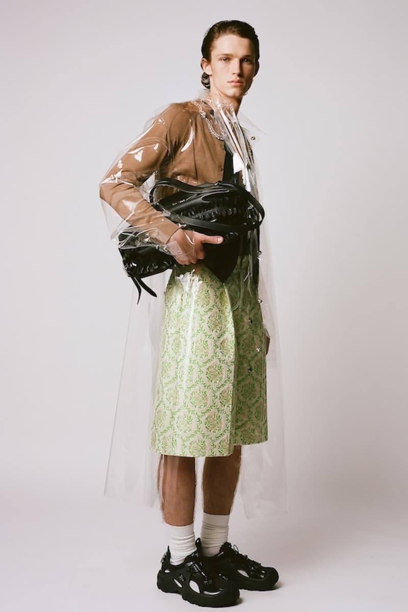 시몬 로샤 2026 봄, 여름 맨즈웨어 컬렉션 공개 