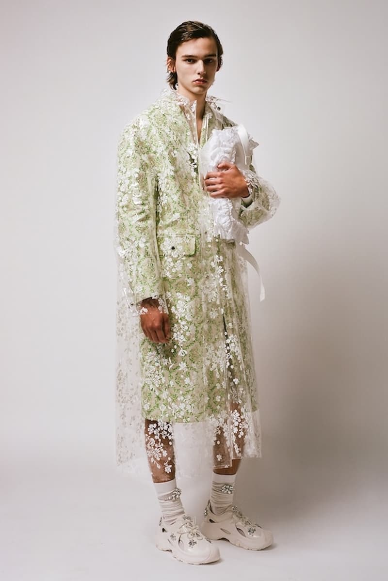 시몬 로샤 2026 봄, 여름 맨즈웨어 컬렉션 공개 