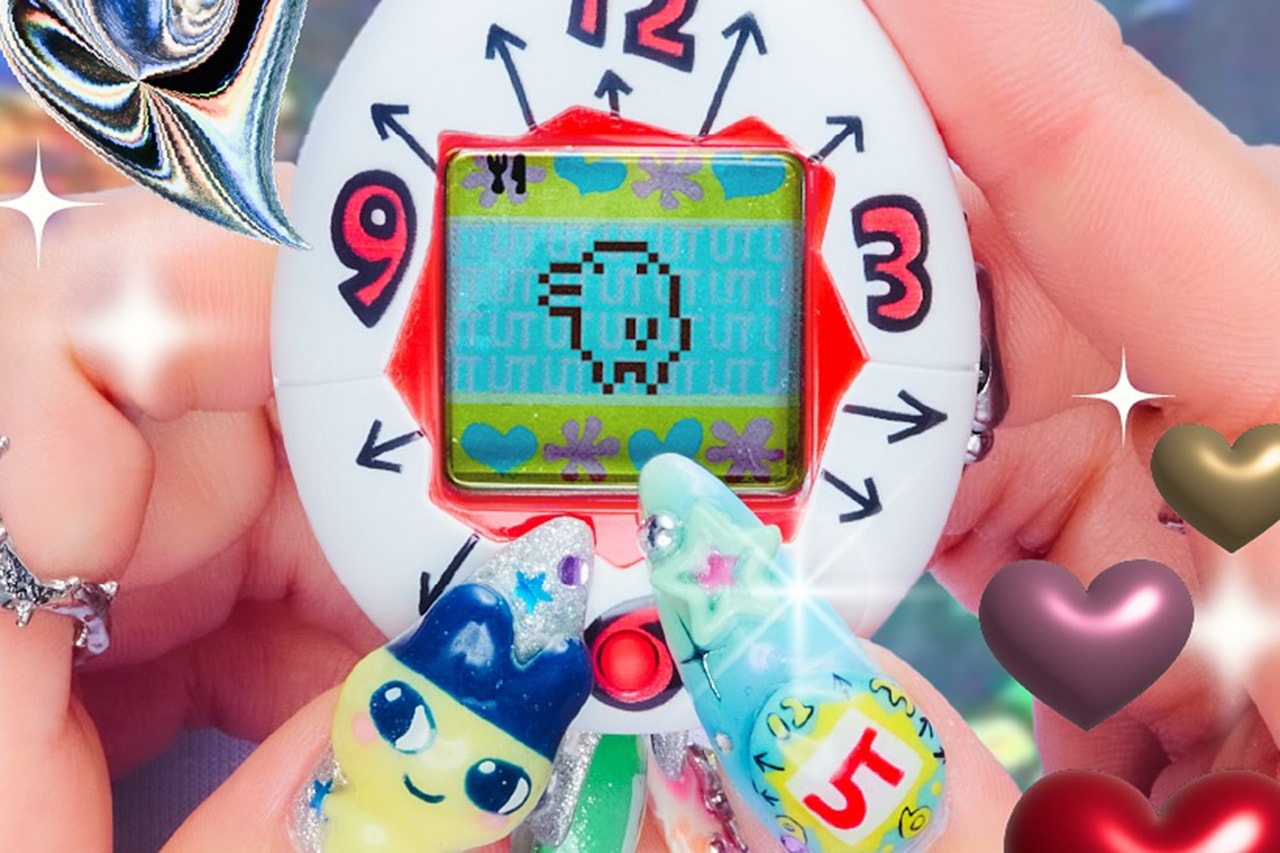 유니클로 x 다마고치 30주년 기념 UT 컬렉션 공개