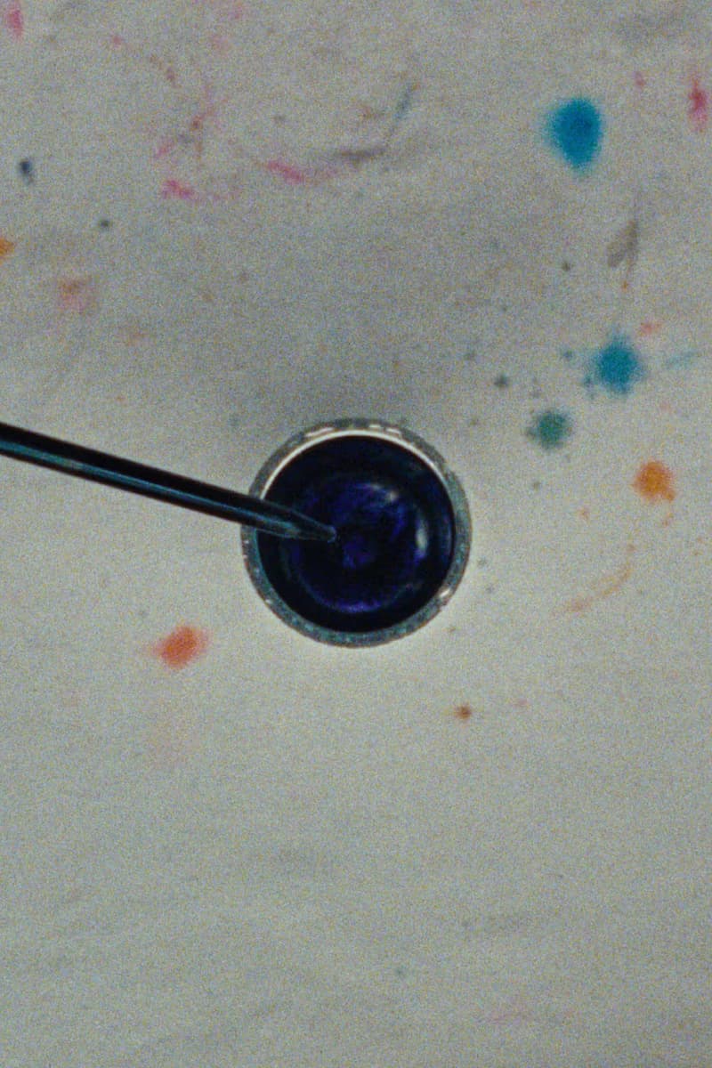 스톤 아일랜드 일본 전통 염색 기법에서 영감을 얻은 신소재 실험 공개