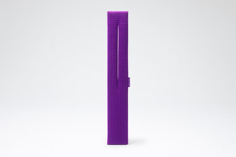 이세이 미야케 x 애플 협업 ‘아이폰 포켓’ 출시