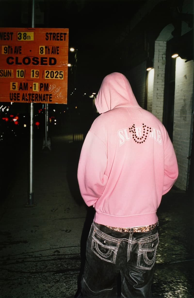 슈프림 x 트루릴리전 협업 컬렉션 출시 정보