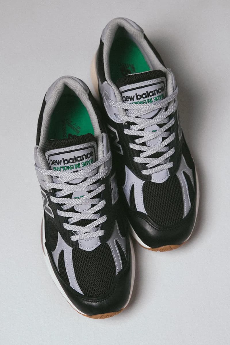 업 데어 x 뉴발란스 991v2 공개