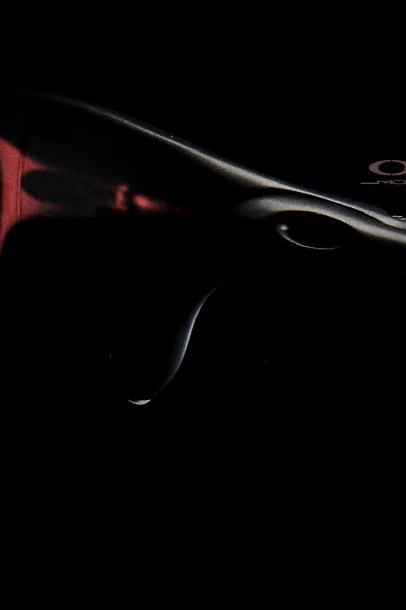 트래비스 스콧 x 오클리 아이웨어 컬렉션