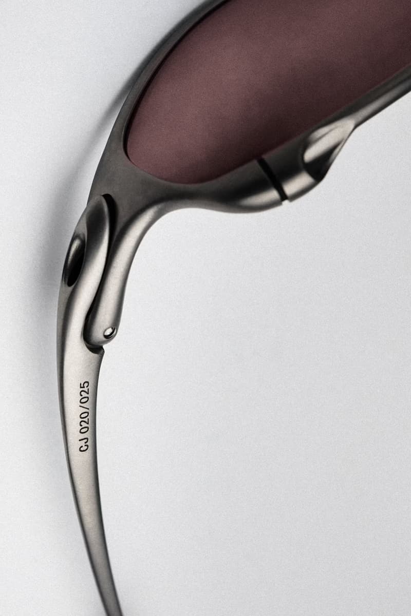 트래비스 스콧 x 오클리 아이웨어 컬렉션