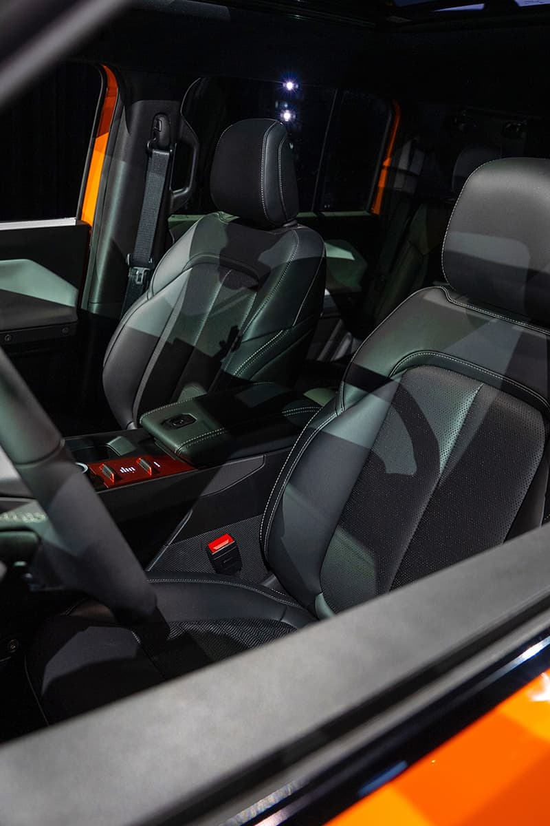 지프의 첫 전기 오프로드 SUV ‘지프 레콘’ 공개