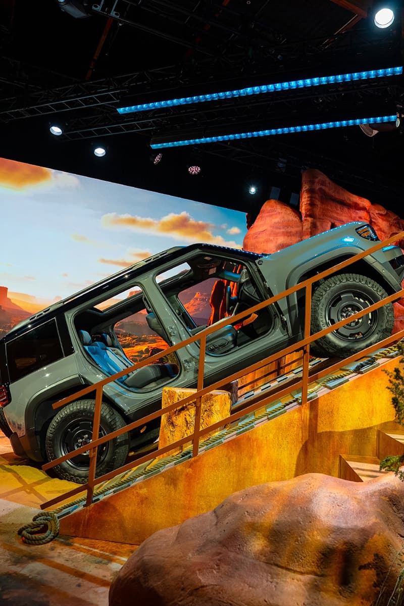 지프의 첫 전기 오프로드 SUV ‘지프 레콘’ 공개