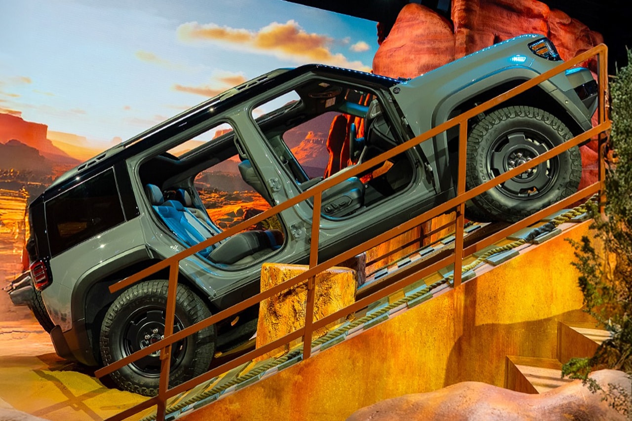 지프의 첫 전기 오프로드 SUV ‘2026 지프 레콘’ 공개