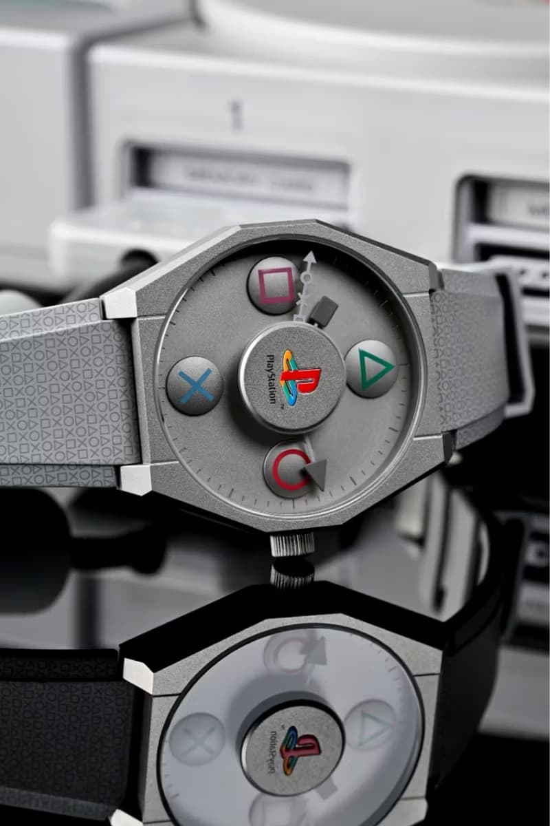 플레이스테이션 x 애니콘 협업 워치 출시 정보