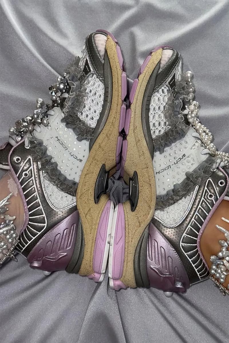 메타걸이 커스텀한 써코니 ‘Daughter of the Moon’ 공개