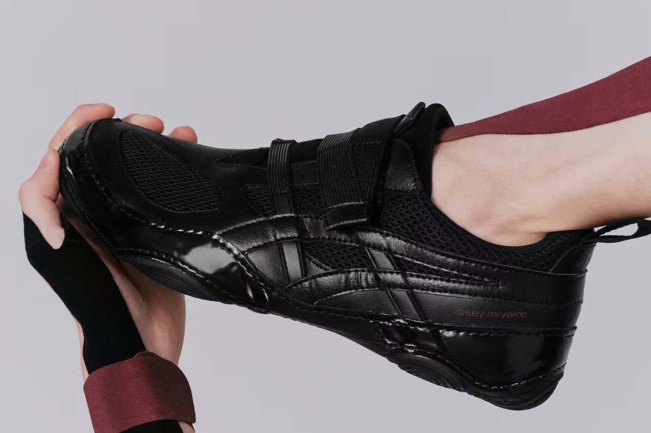 이세이 미야케 x 아식스 협업 첫 번째 스니커 공개