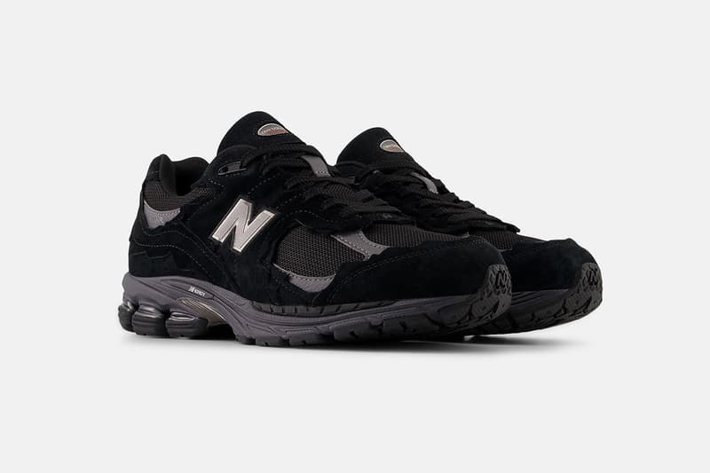 뉴발란스 2002R 고어텍스 ‘프로텍션 팩’ 출시