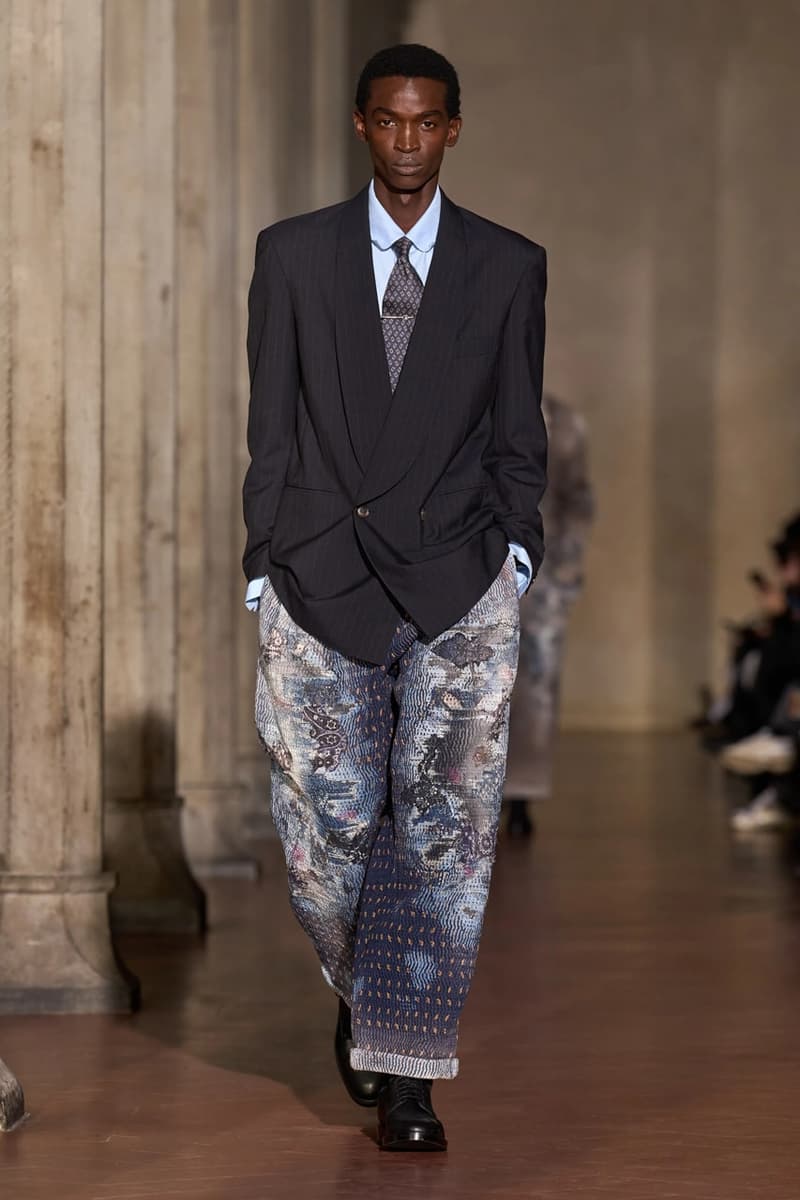 소시오츠키 x 아식스 협업 피티워모 컬렉션