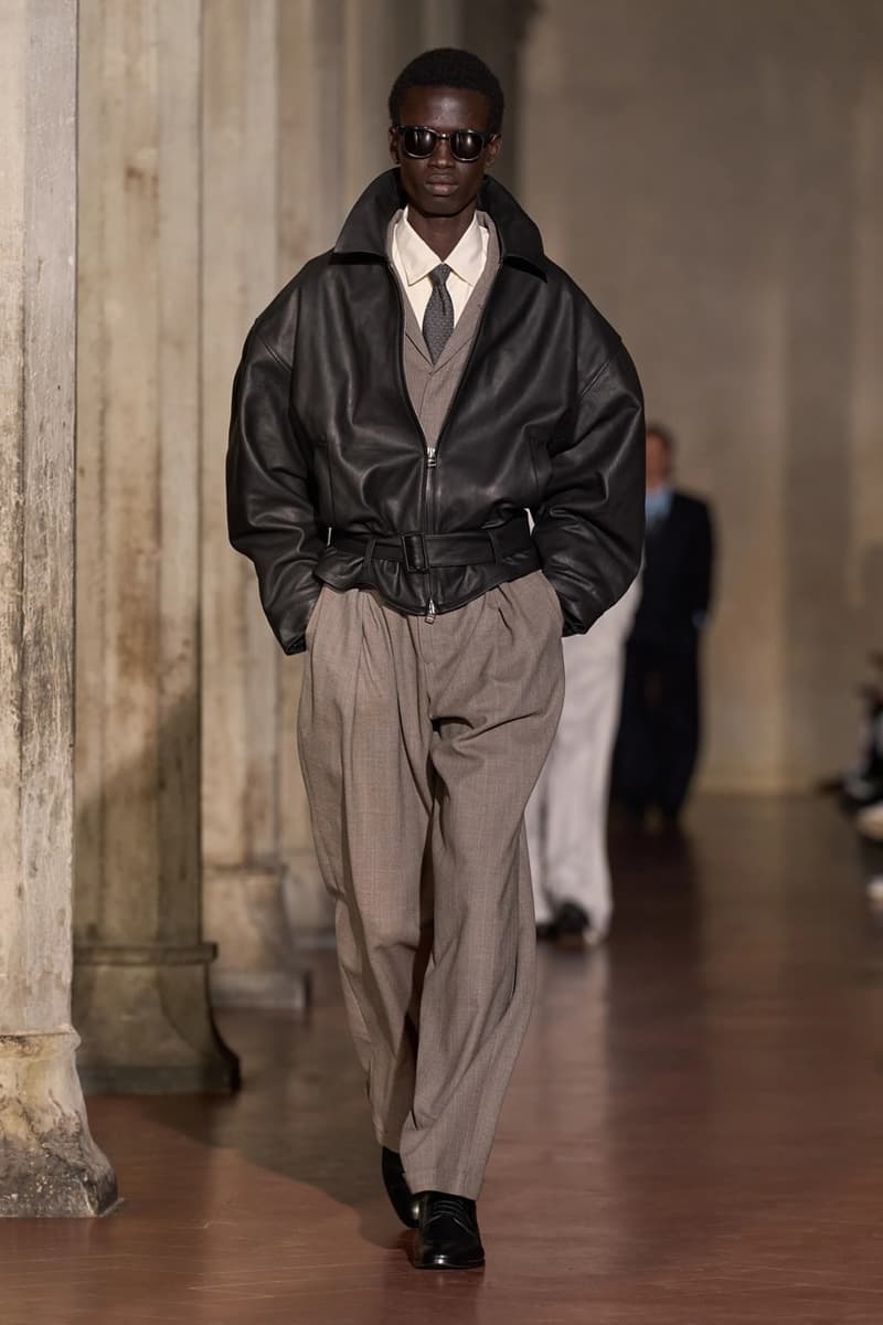 소시오츠키 x 아식스 협업 피티워모 컬렉션