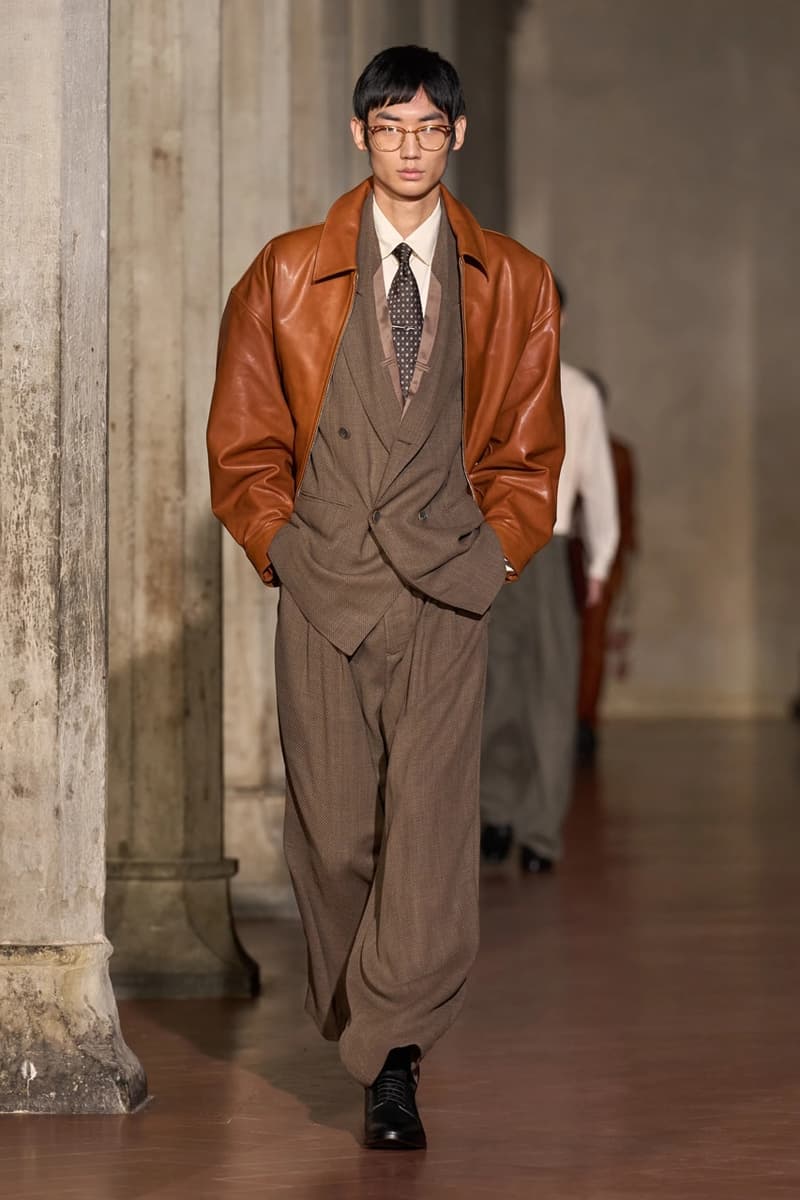 소시오츠키 x 아식스 협업 피티워모 컬렉션