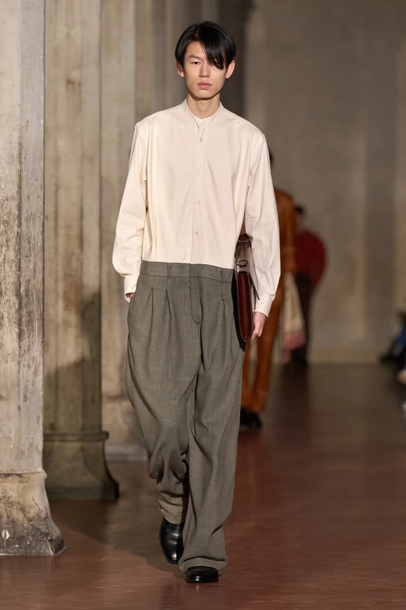 소시오츠키 x 아식스 협업 피티워모 컬렉션