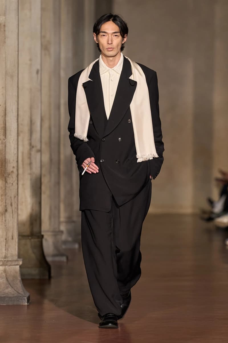 소시오츠키 x 아식스 협업 피티워모 컬렉션