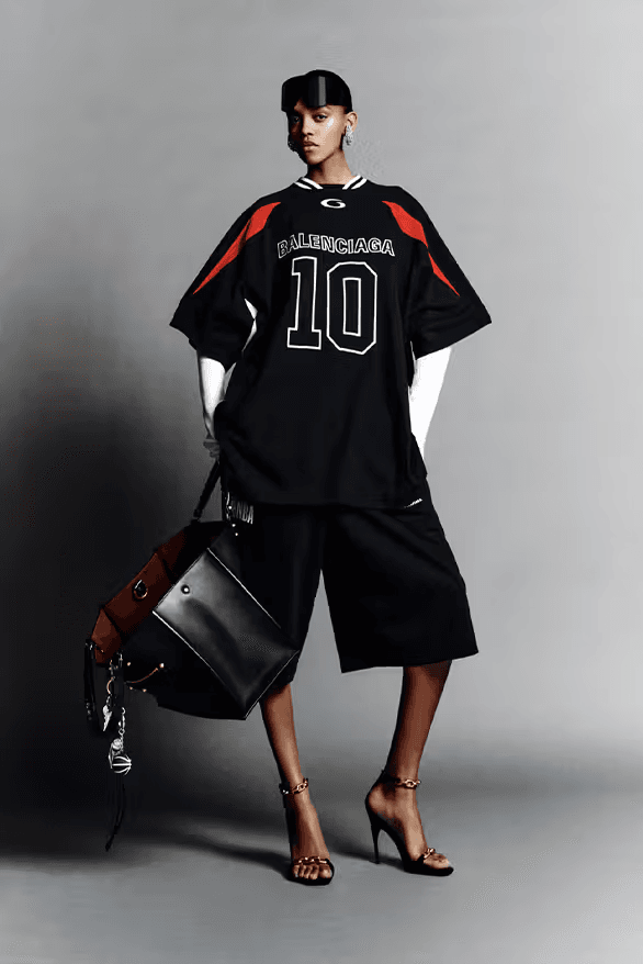 발렌시아가 2026년 가을, 겨울 컬렉션 공개