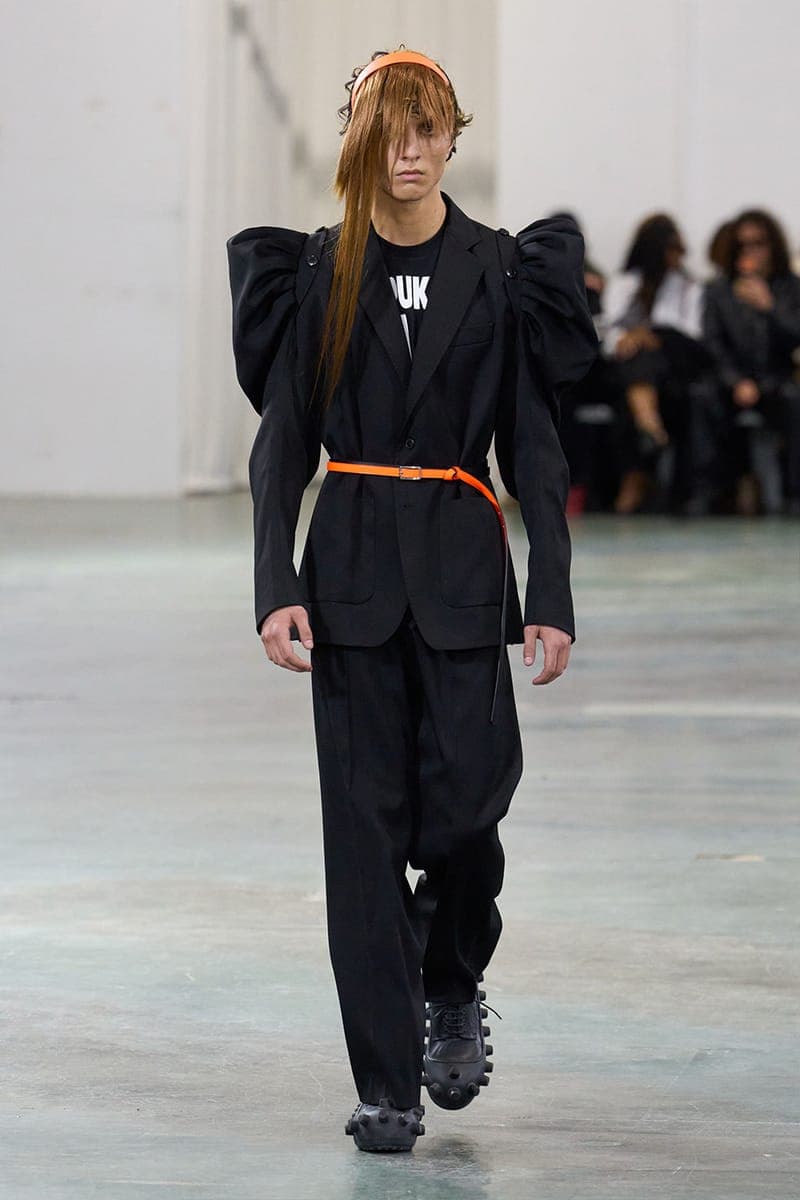 월터 반 베이렌동크 2026 FW 컬렉션 공개