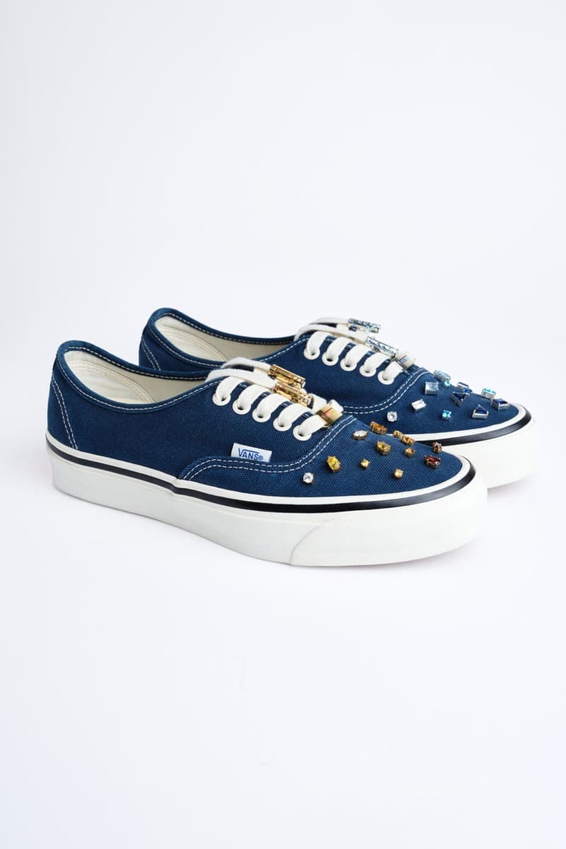 SZA x 반스 커스텀 ‘VanSZA’ 스니커 공개