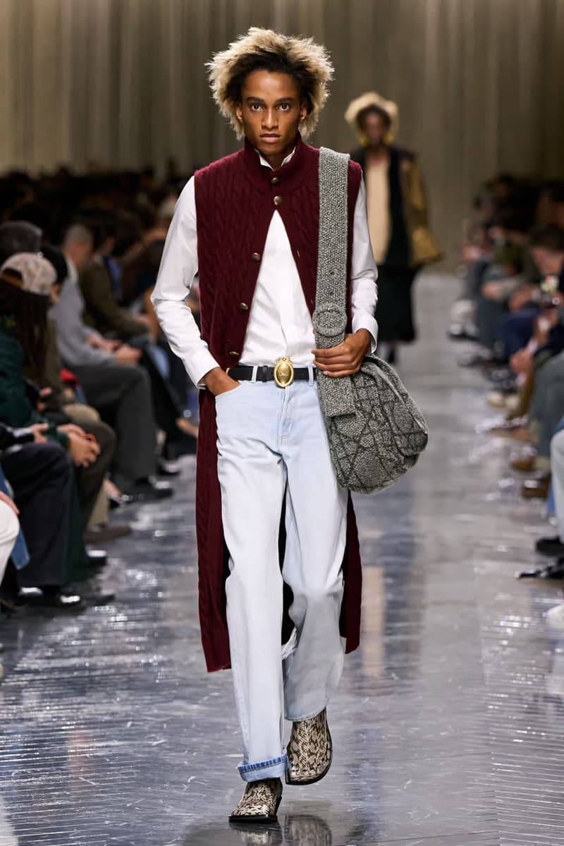 조나단 앤더슨의 디올 2026 FW 컬렉션 공개