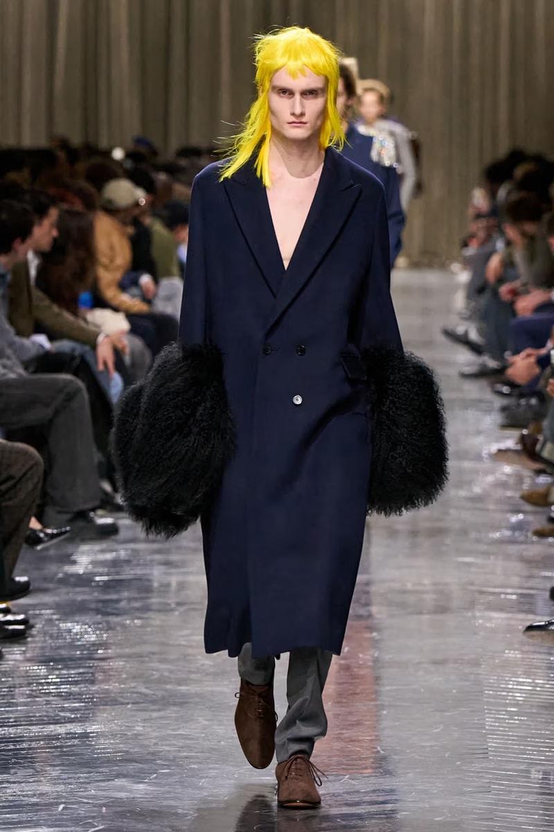 조나단 앤더슨의 디올 2026 FW 컬렉션 공개
