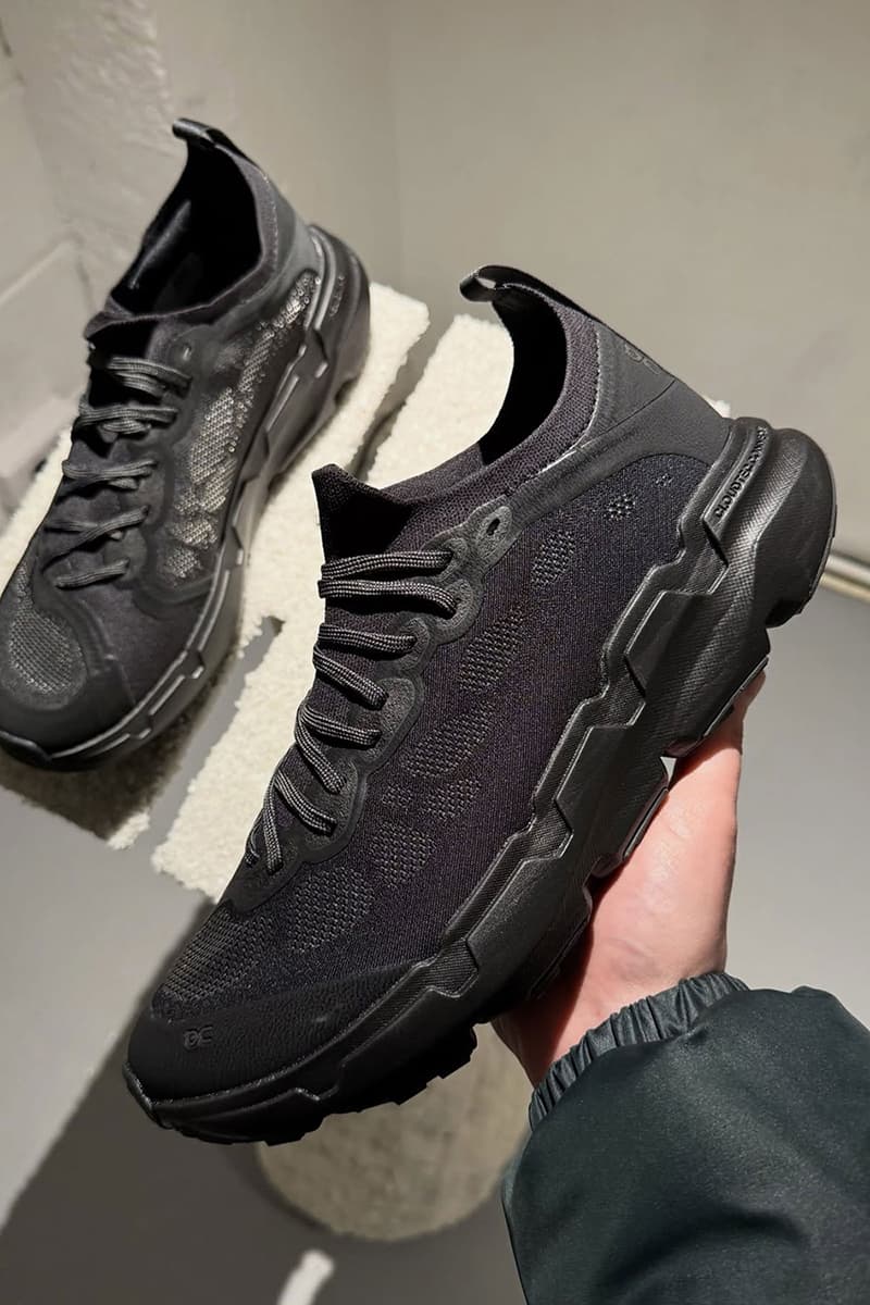 포스트 아카이브 팩션 x 온 마지막 스니커 공개