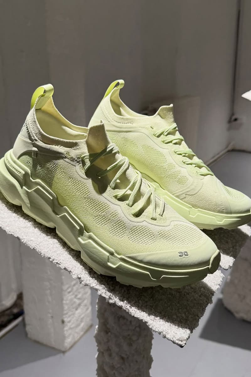 포스트 아카이브 팩션 x 온 마지막 스니커 공개