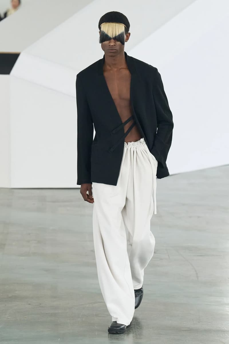 키코 코스타디노브 2026 FW 남성복 컬렉션 공개