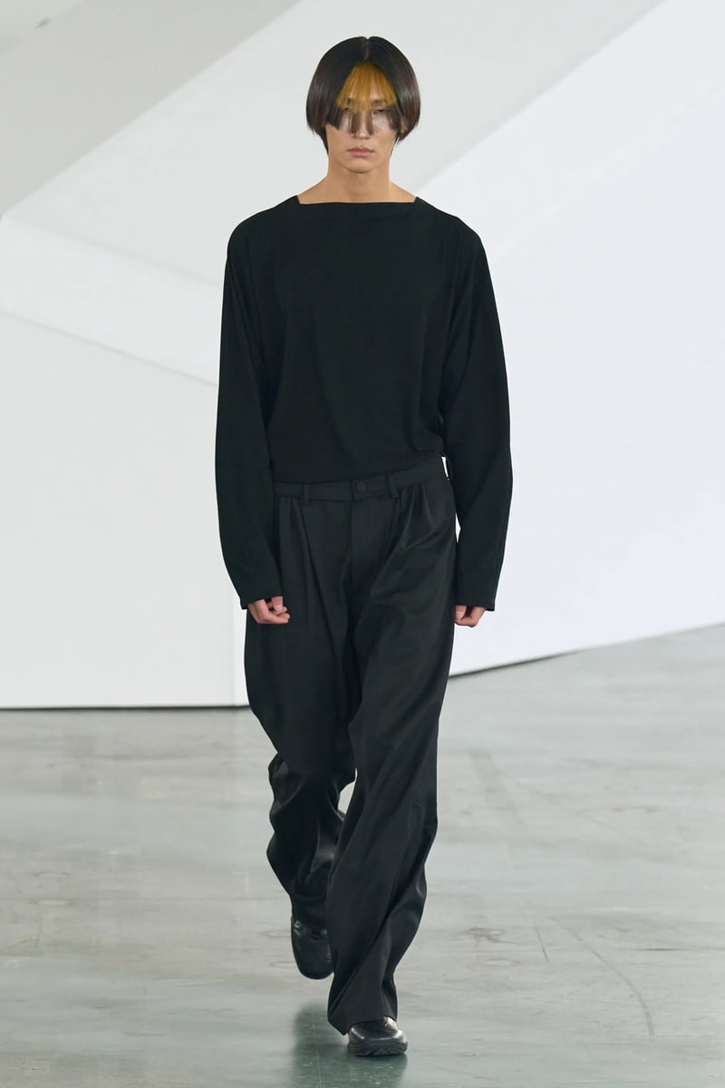 키코 코스타디노브 2026 FW 남성복 컬렉션 공개