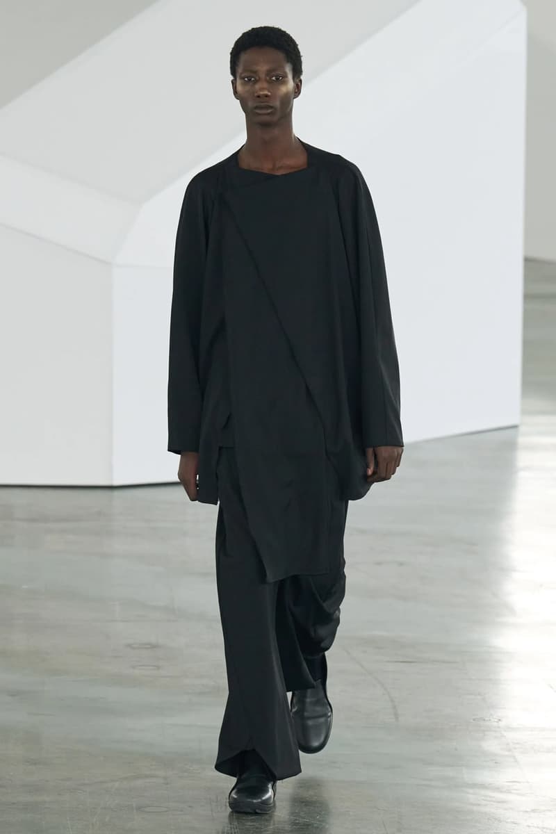 키코 코스타디노브 2026 FW 남성복 컬렉션 공개