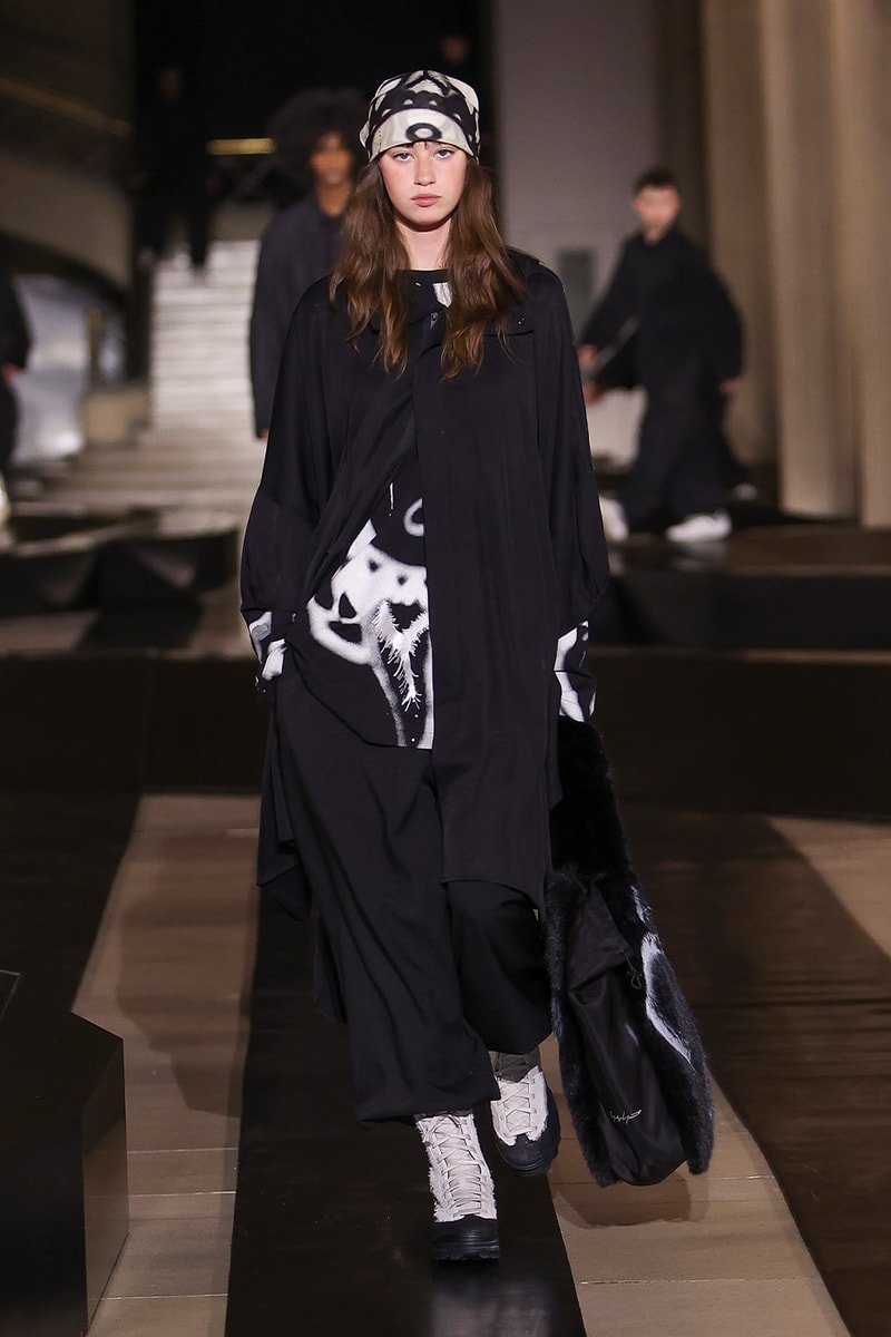 Y-3 2026 FW 컬렉션 공개