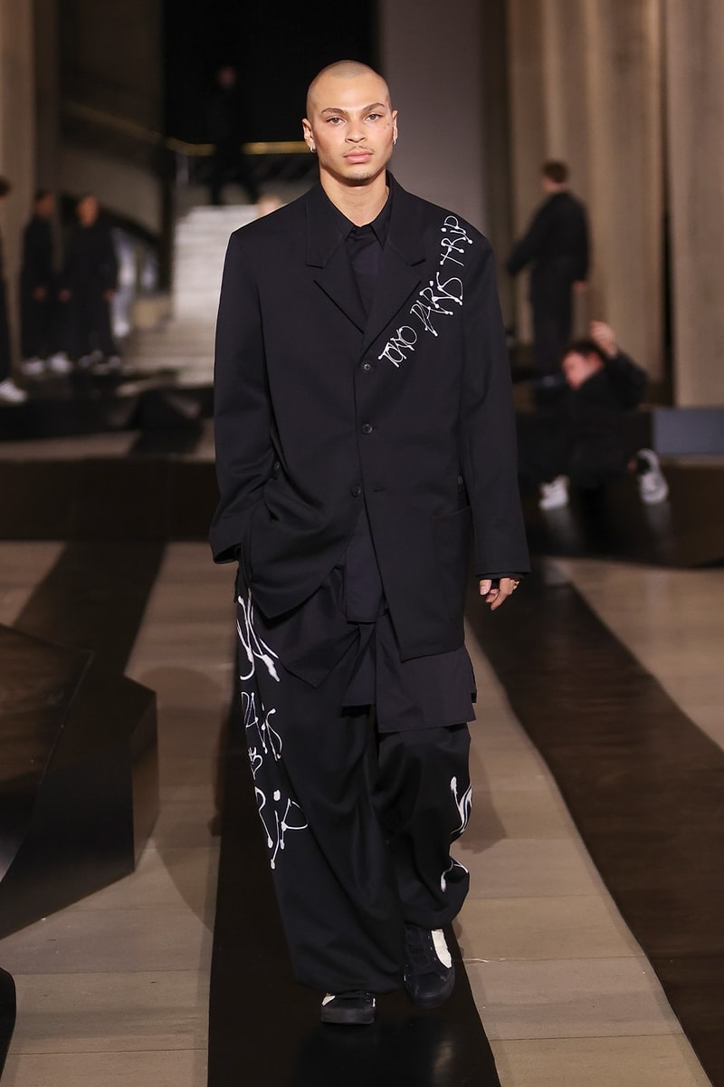 Y-3 2026 FW 컬렉션 공개