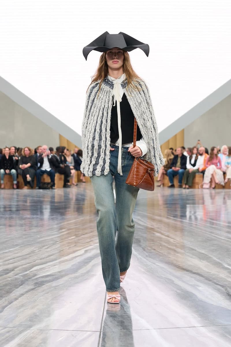 조나단 앤더슨의 디올 2026 오트 쿠튀르 컬렉션 공개