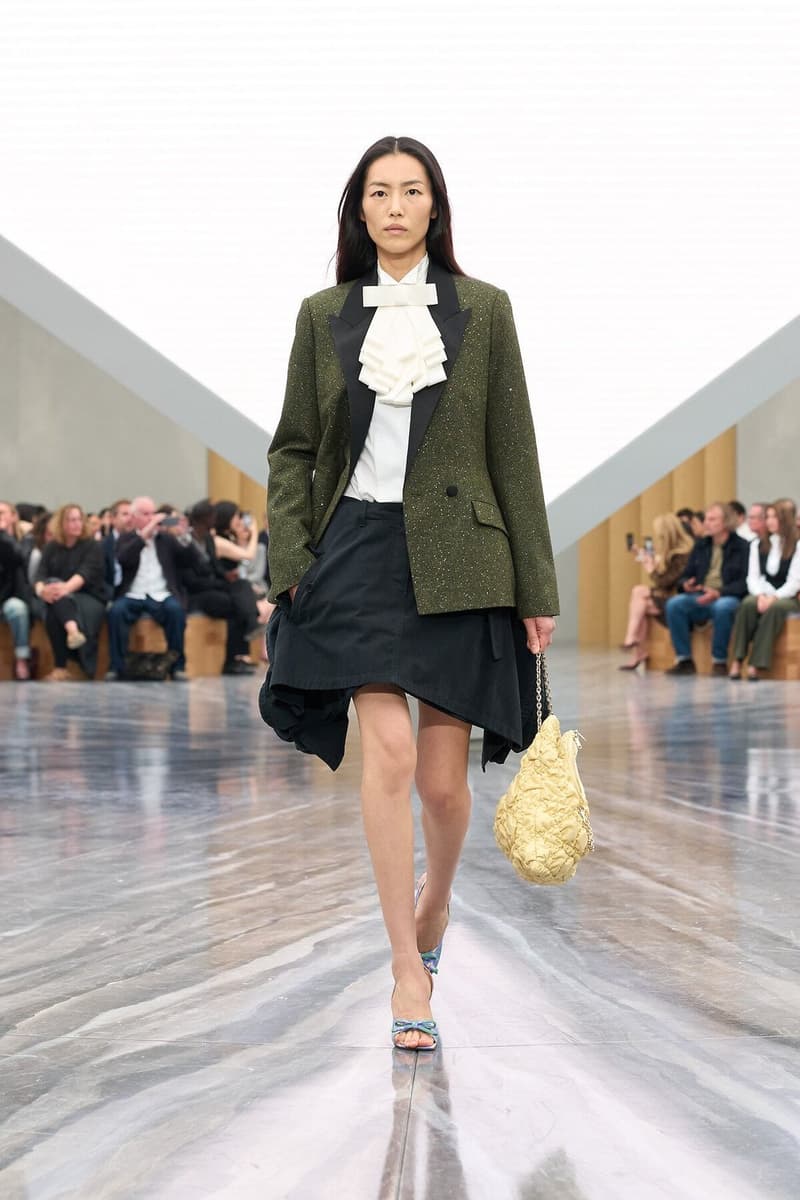 조나단 앤더슨의 디올 2026 오트 쿠튀르 컬렉션 공개