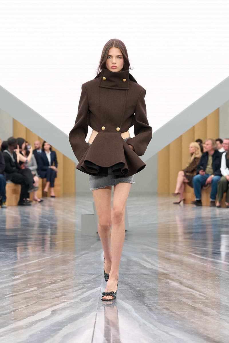 조나단 앤더슨의 디올 2026 오트 쿠튀르 컬렉션 공개