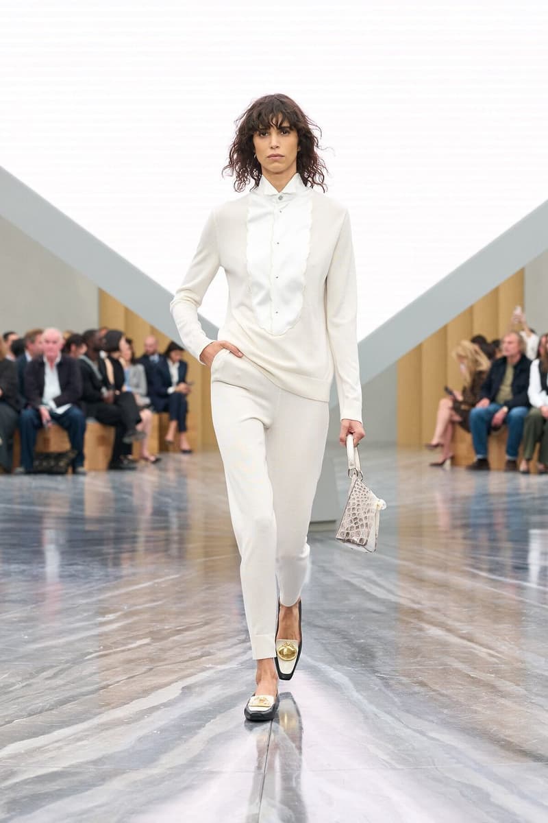 조나단 앤더슨의 디올 2026 오트 쿠튀르 컬렉션 공개