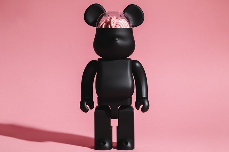 메디콤 토이 x 와디 협업 베어브릭 출시 정보