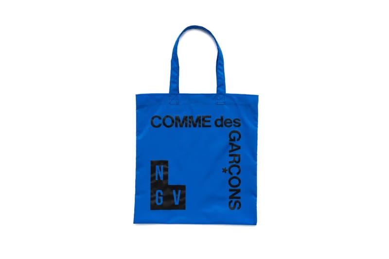 꼼 데 가르송 x 빅토리아 국립미술관 협업 컬렉션 출시