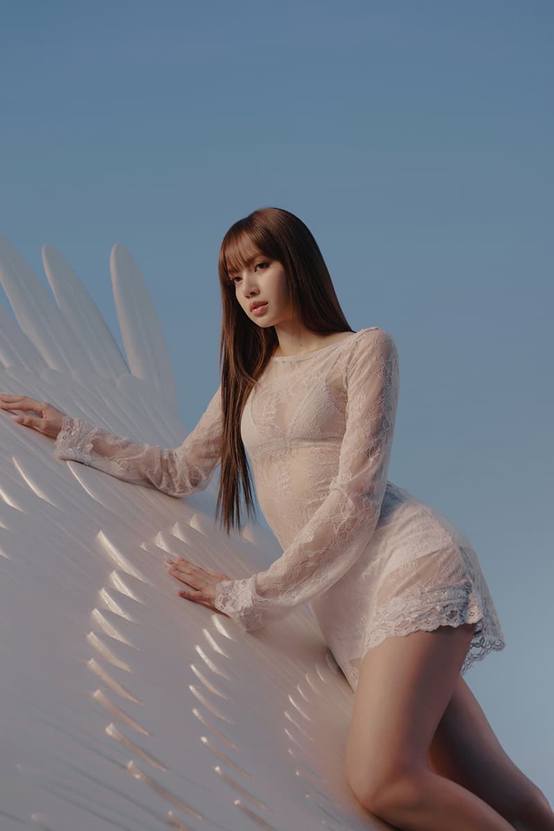 키스 우먼 ‘Designed by LISA’ 컬렉션 공개