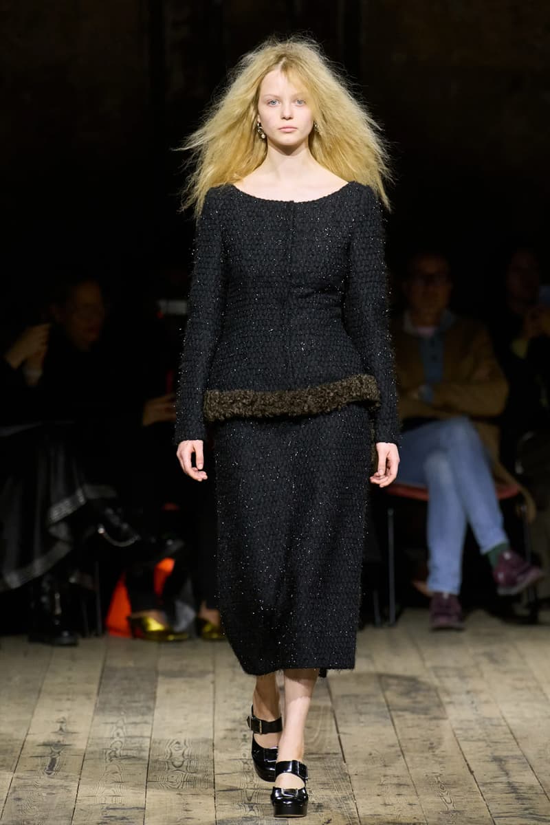 시몬 로샤 2026 가을 컬렉션 공개