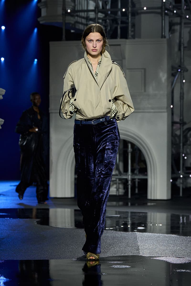 버버리 2026 가을 컬렉션 공개