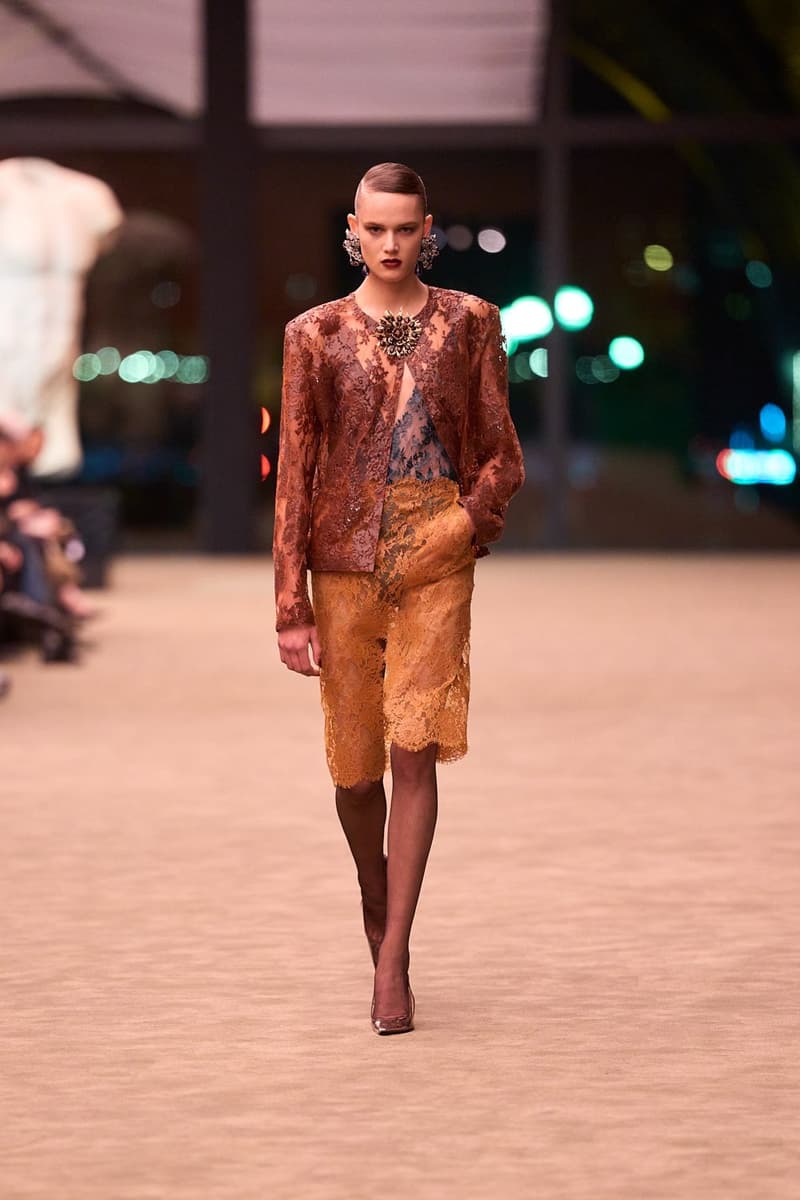 생 로랑 2026 가을, 레디 투 웨어 컬렉션 공개