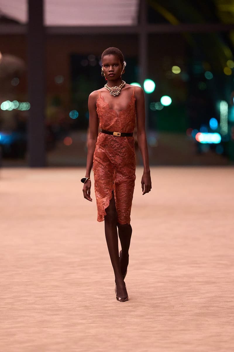 생 로랑 2026 가을, 레디 투 웨어 컬렉션 공개