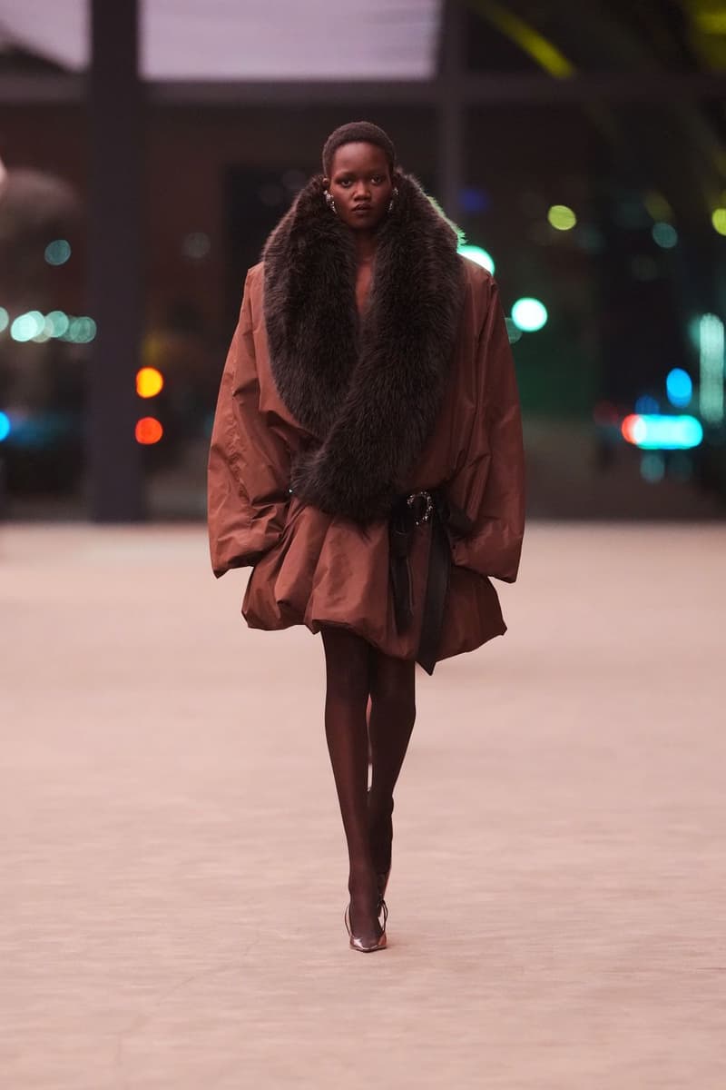 생 로랑 2026 가을, 레디 투 웨어 컬렉션 공개