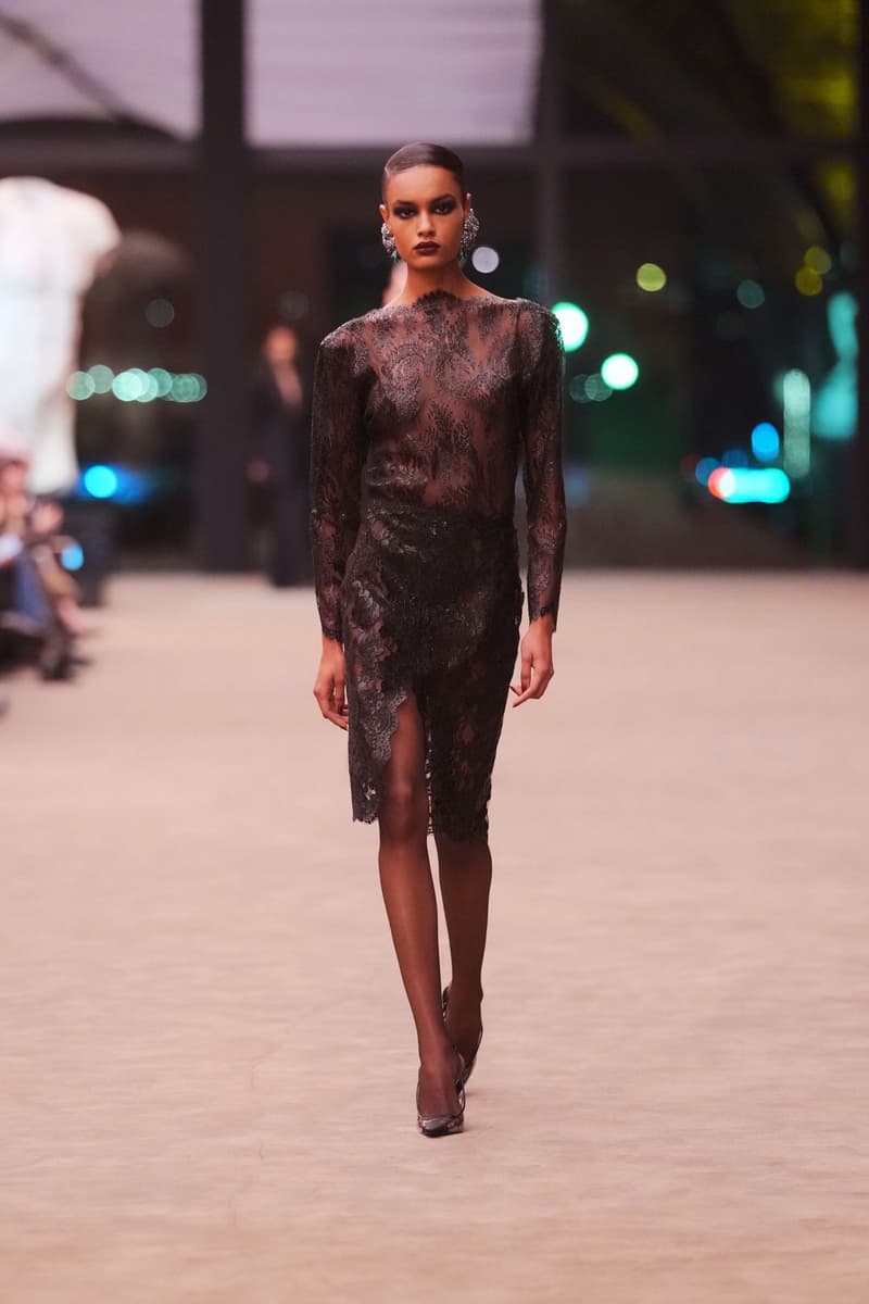 생 로랑 2026 가을, 레디 투 웨어 컬렉션 공개