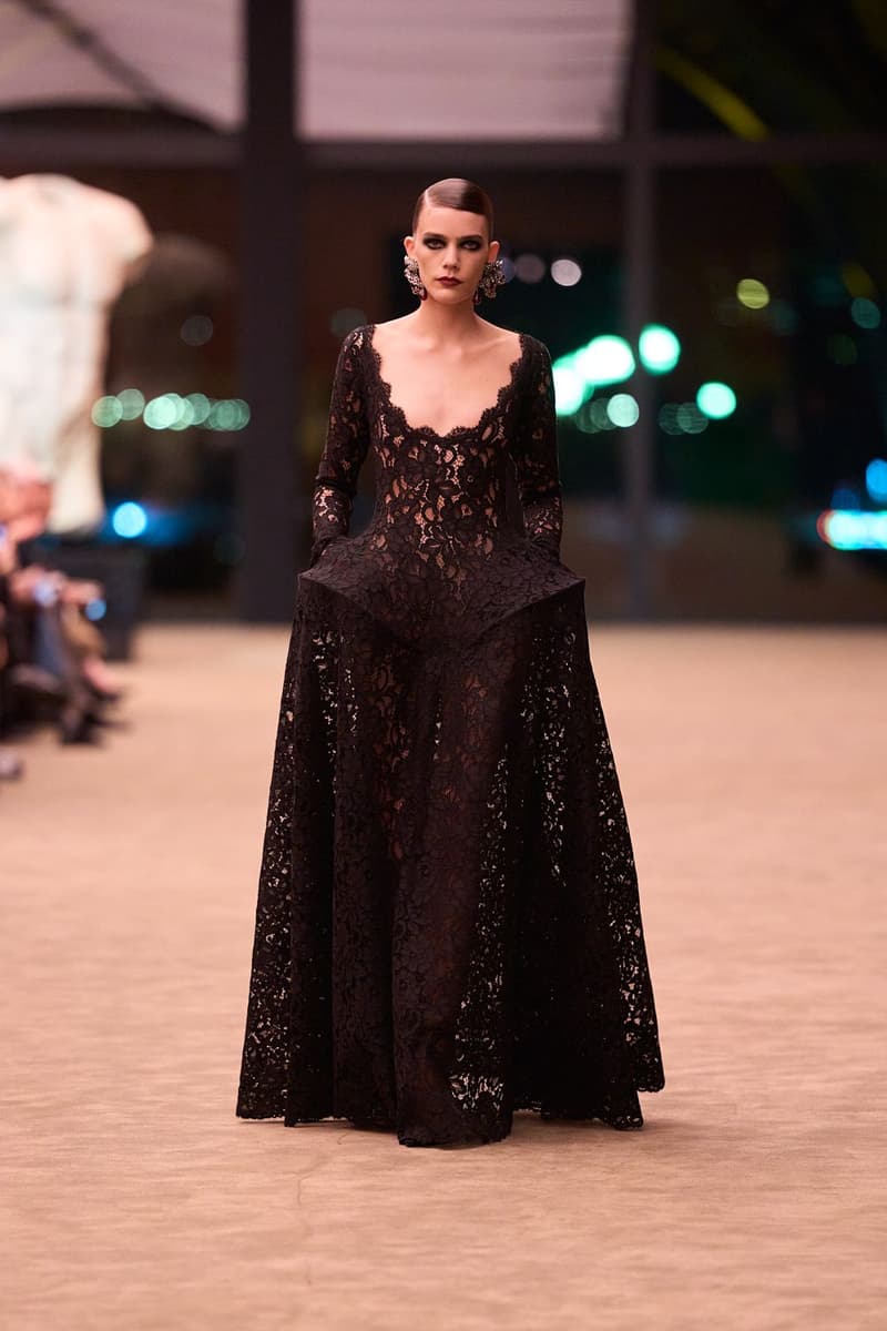 생 로랑 2026 가을, 레디 투 웨어 컬렉션 공개