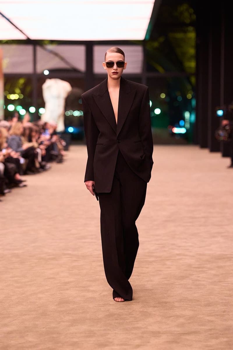 생 로랑 2026 가을, 레디 투 웨어 컬렉션 공개