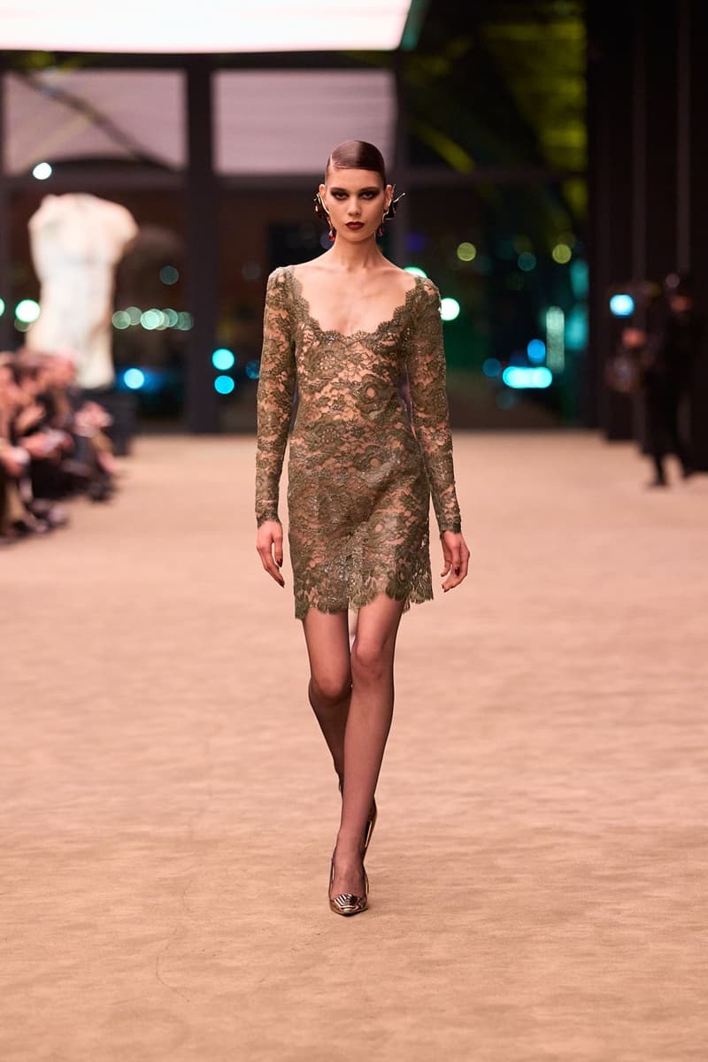 생 로랑 2026 가을, 레디 투 웨어 컬렉션 공개