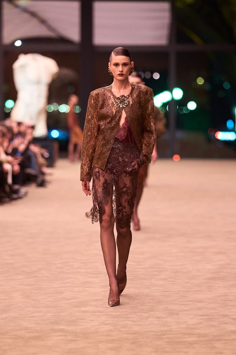 생 로랑 2026 가을, 레디 투 웨어 컬렉션 공개